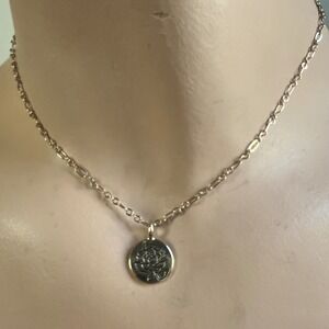 Laura Ashley Rose Coin Pendant Necklace Gold OS EX‎
